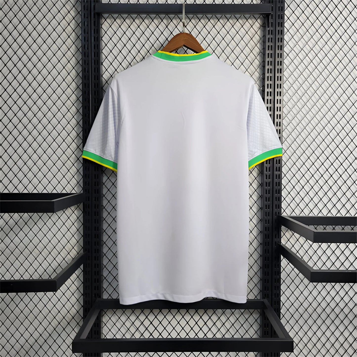 Birds x Brazil White Trikot